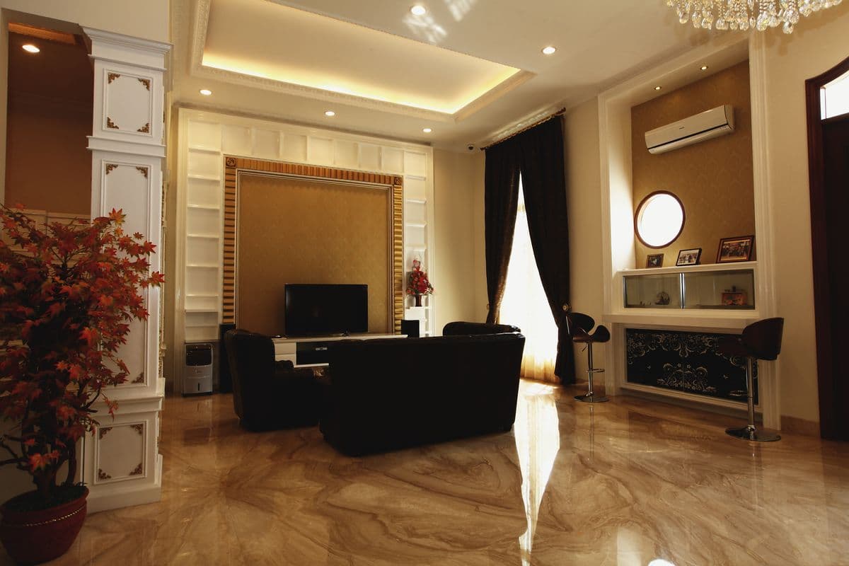 Ebony Golf Residence — 1