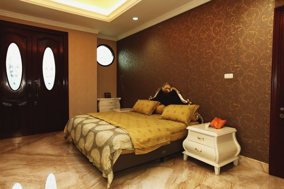 Ebony Golf Residence — 8