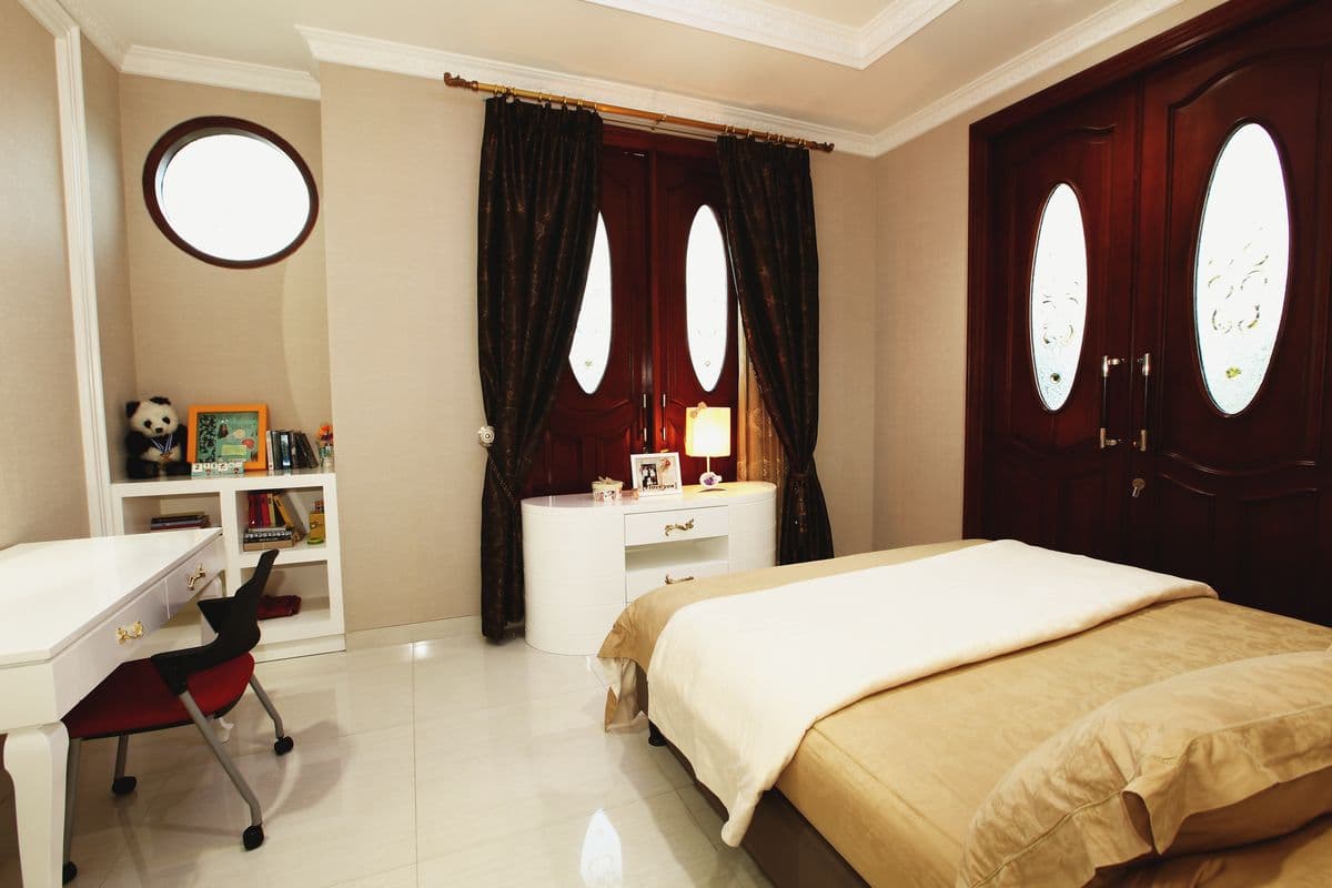 Ebony Golf Residence — 20