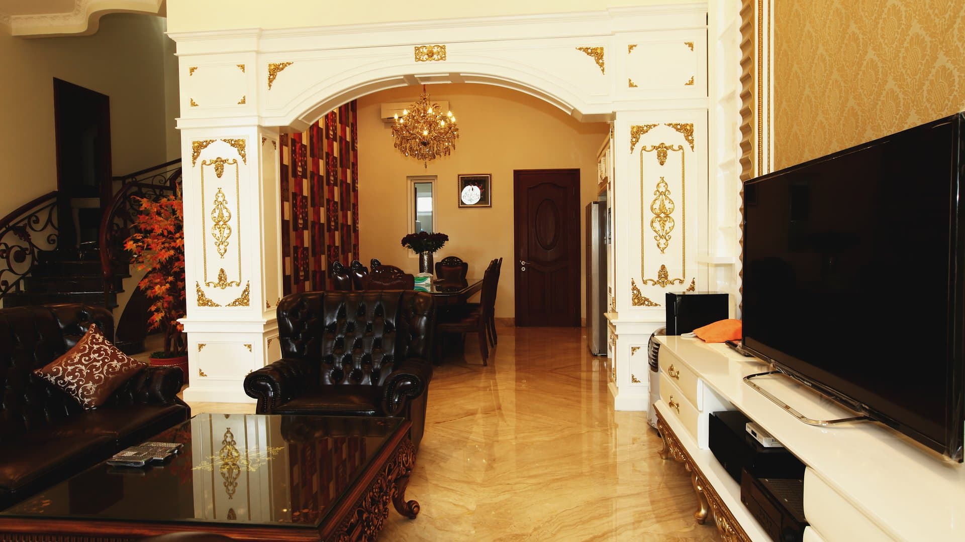 Ebony Golf Residence