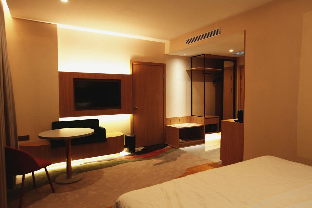 Park Regis Hotel — 2