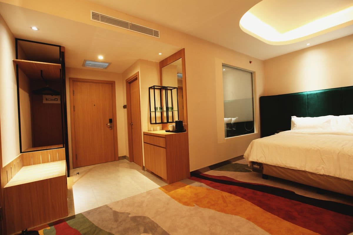 Park Regis Hotel — 3