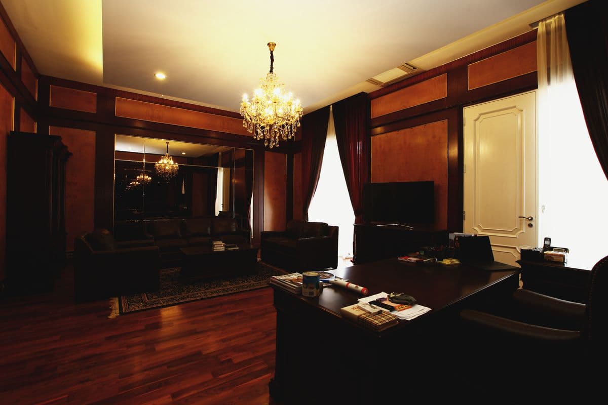 Perjuangan Residence — 12