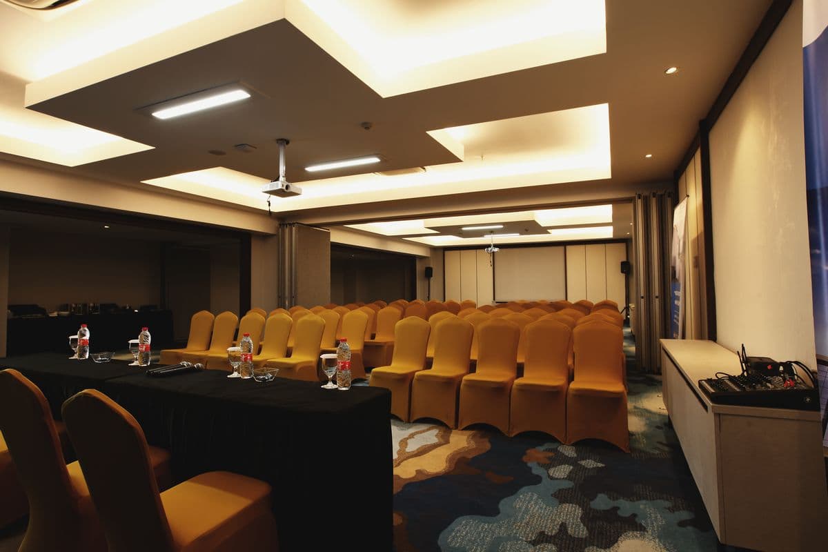 Wyndham Opi Hotel — 50