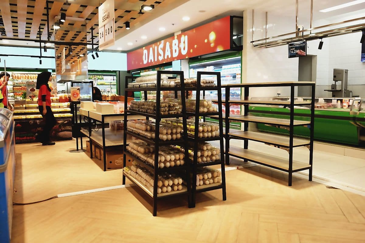 Yogya Department Store — 4