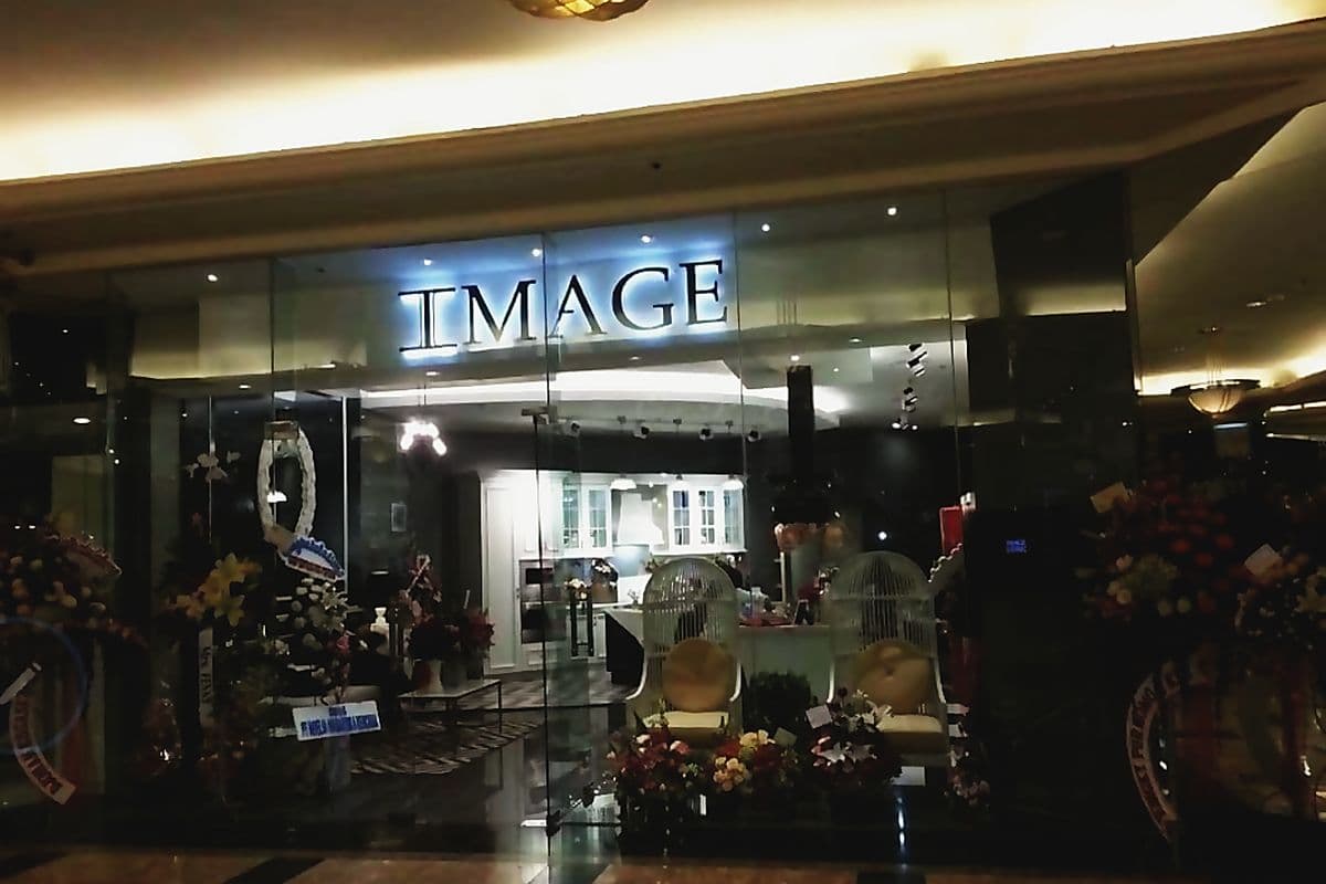 Image Furniture Showroom — 1