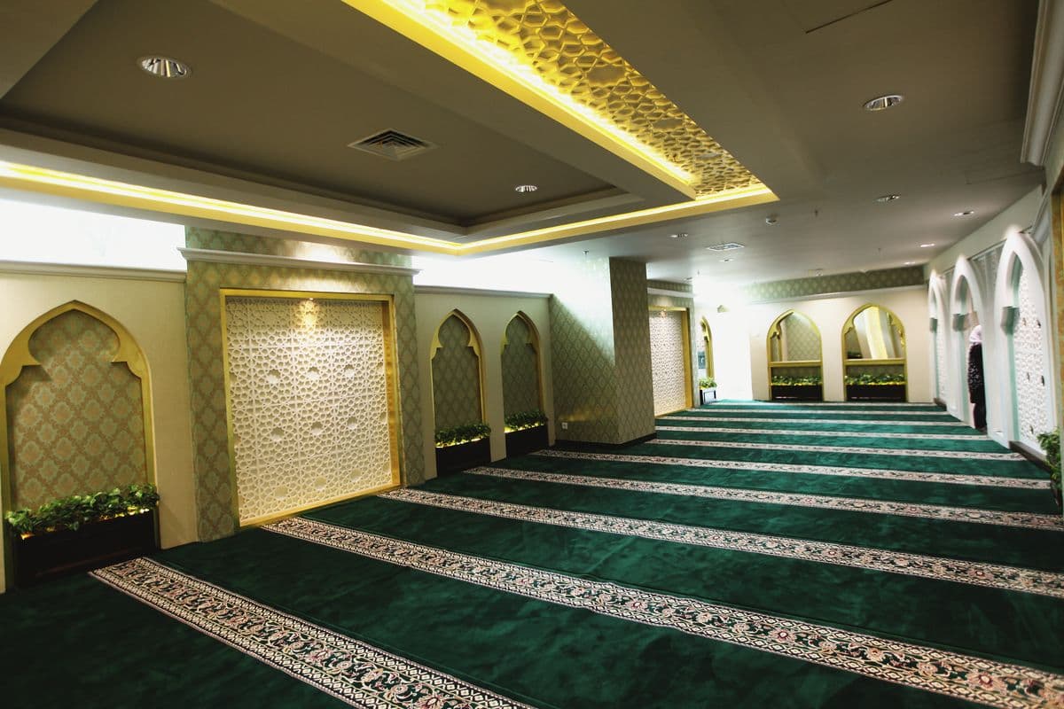 Mushollah Executive Kirana — 1