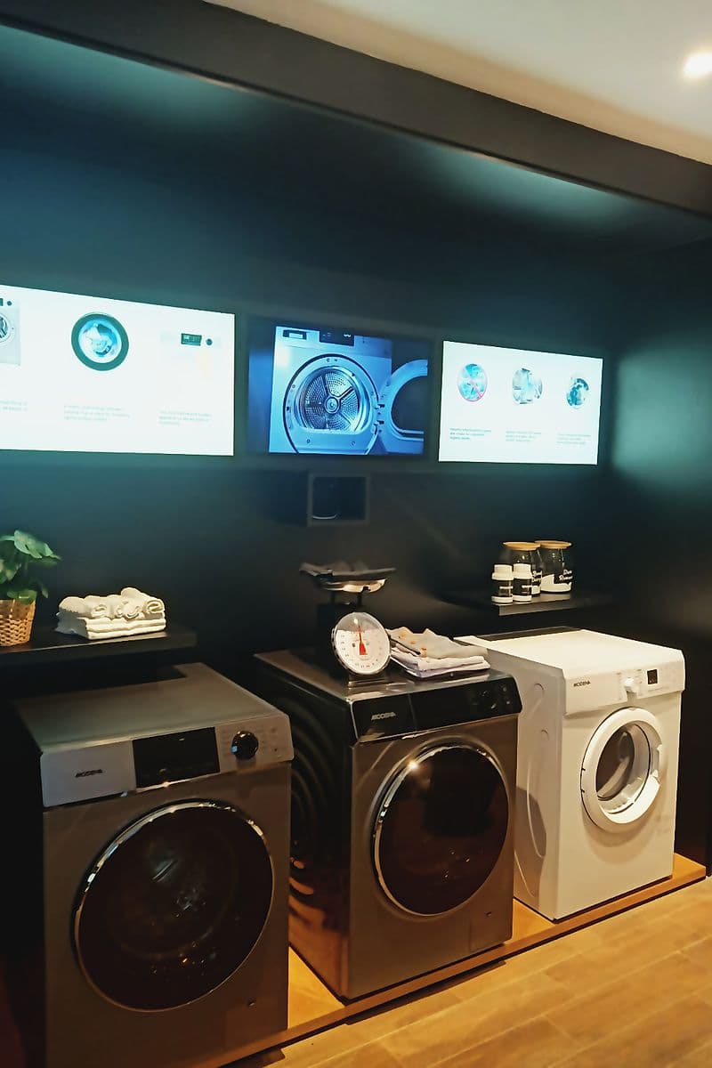 Showroom Modena MEC — 8