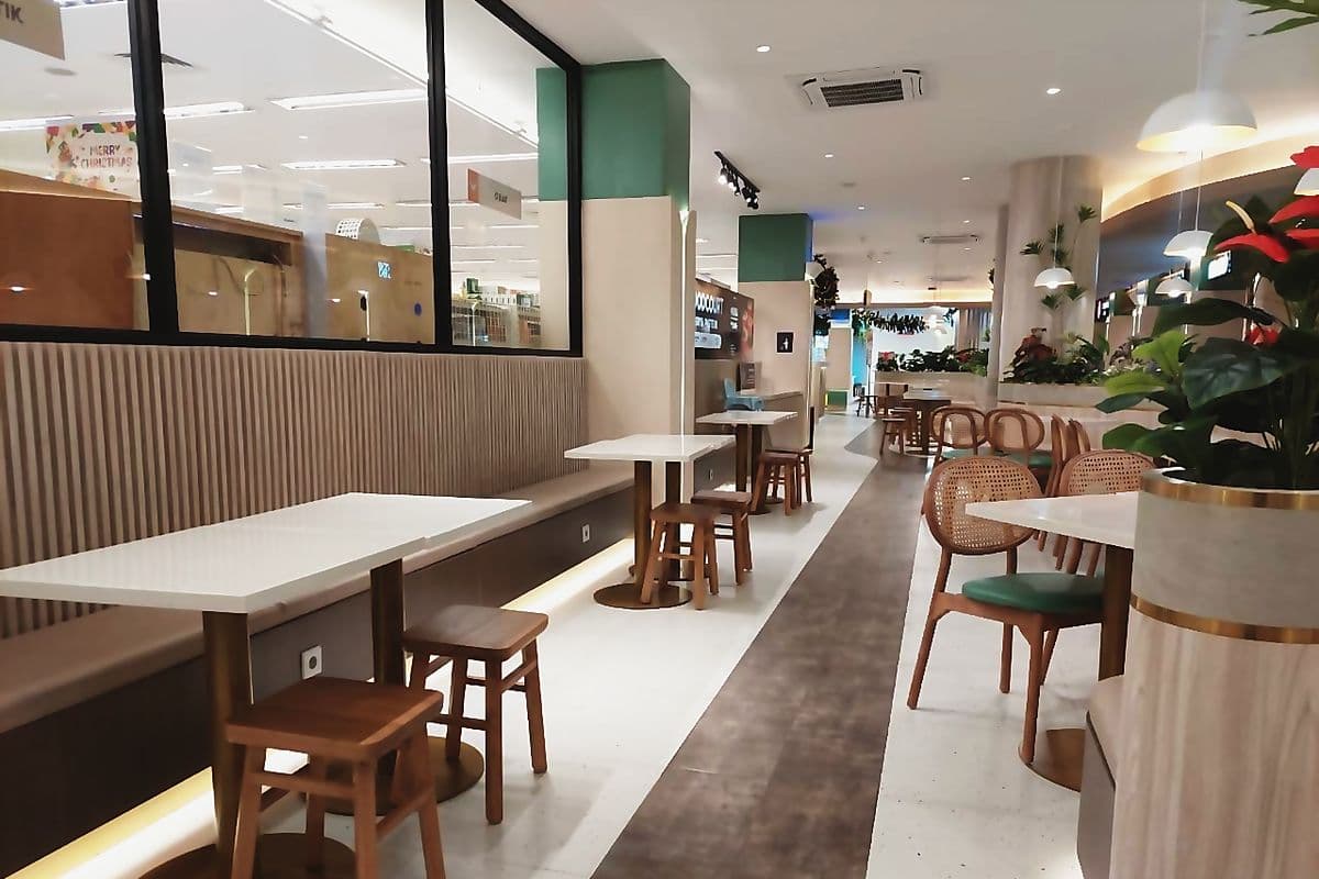 Yogya Dept Store Pasteur — 1