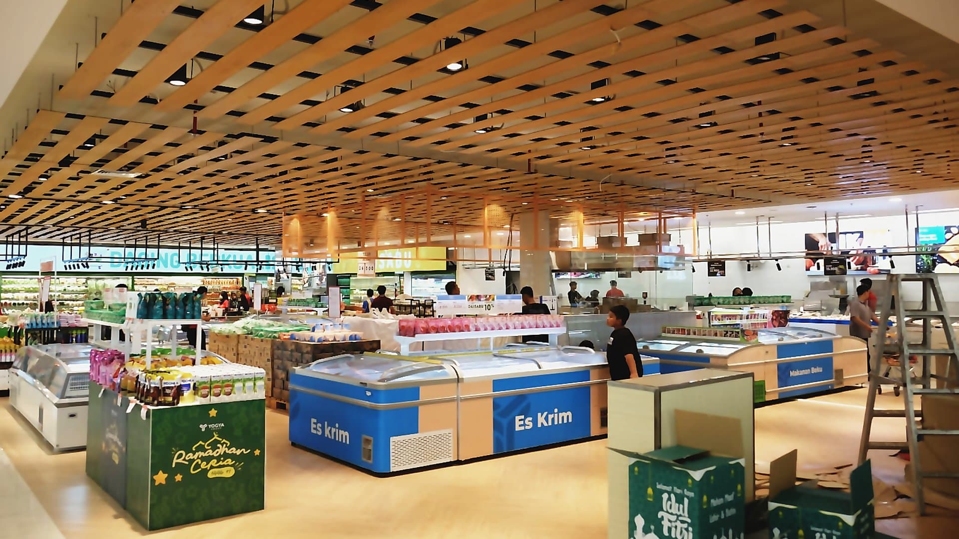 Yogya Department Store